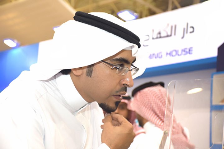 DSC 0287 720x480 - عدسة